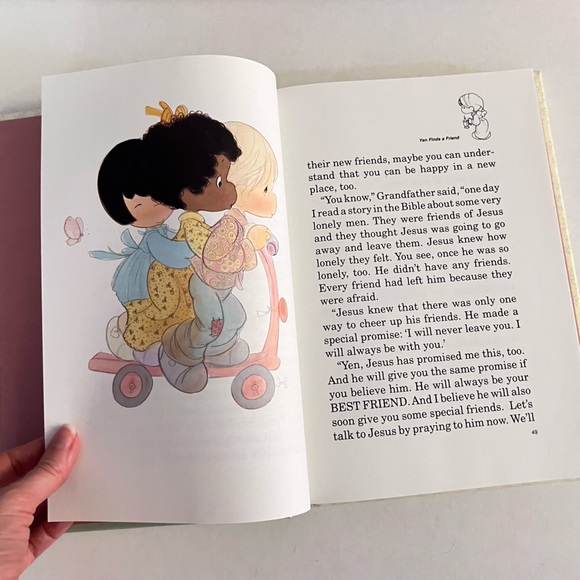 Precious Moments Bedtime Stories Book 1988 - Picture 9 of 13